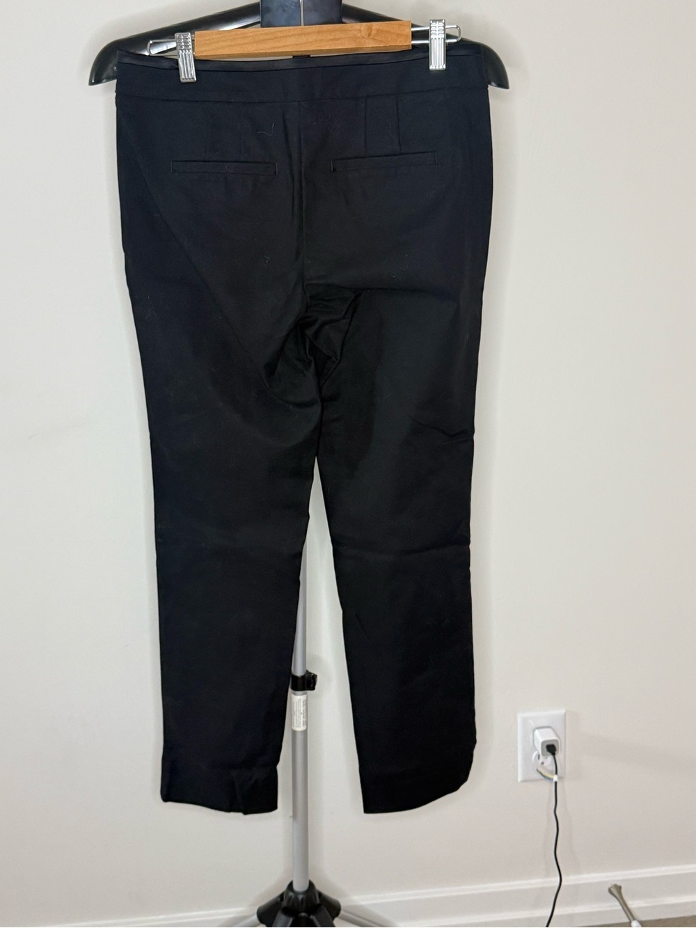 White House Black Market Perfect Form Slim Leg Ankle Pants Black Size 4R - Picture 4 of 8